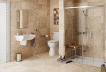 salle-de-bain-amenagement-douche-personne-agee-min